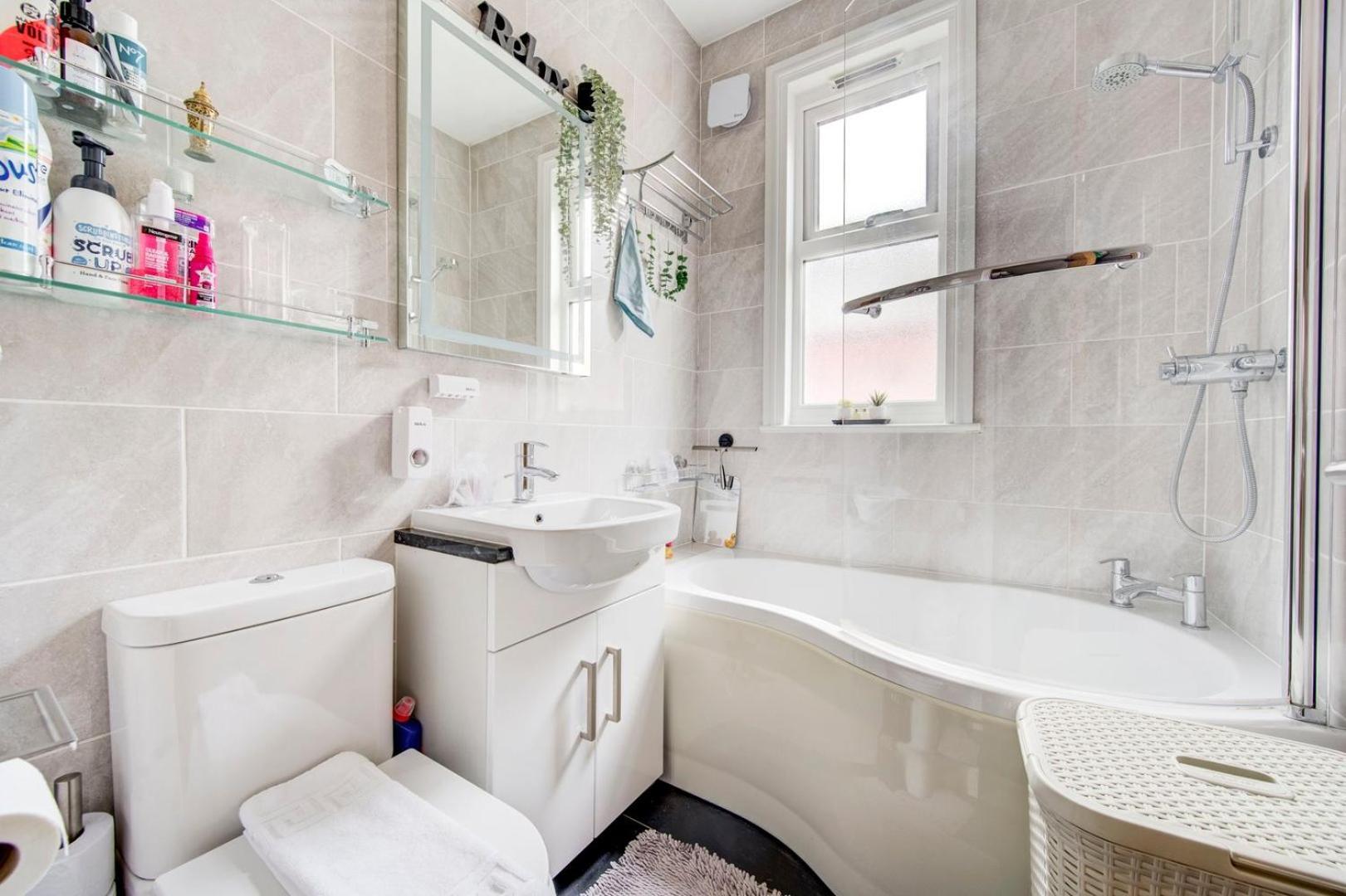 Guestready - Tranquility Near Shepherd'S Bush London Bagian luar foto