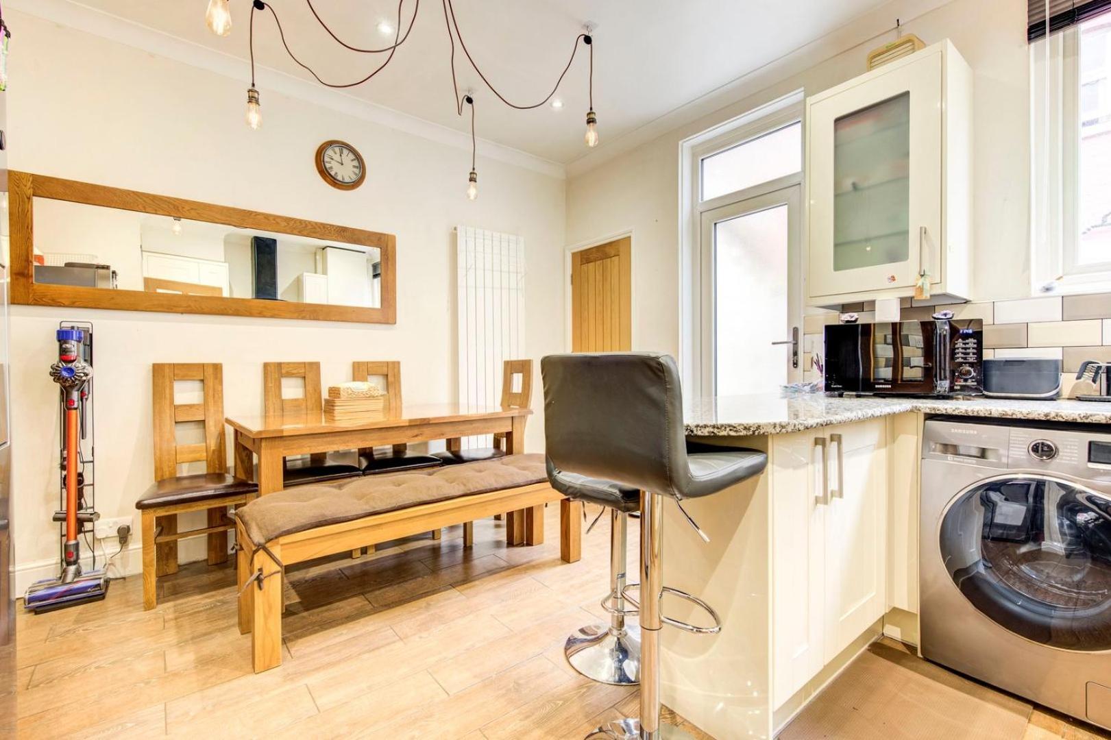 Guestready - Tranquility Near Shepherd'S Bush London Bagian luar foto